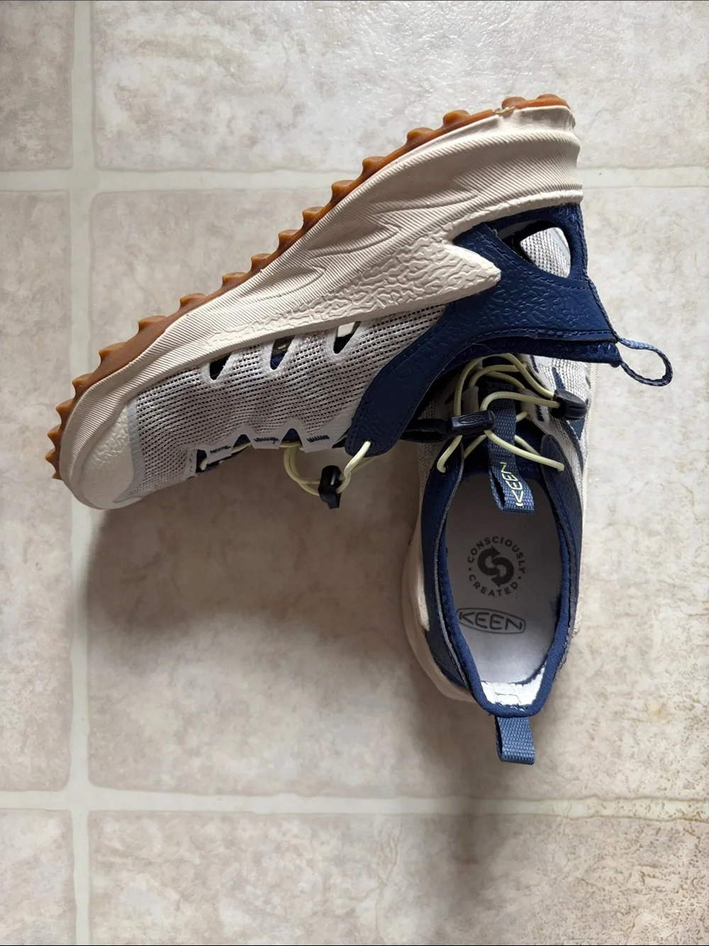 Keen slip sporty
